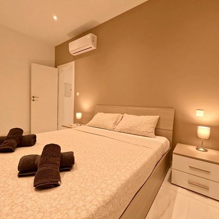 Modern Apartment In St Julian'S Malta, With Breathtaking Views Of Spinola Bay Сент Джулианс Экстерьер фото