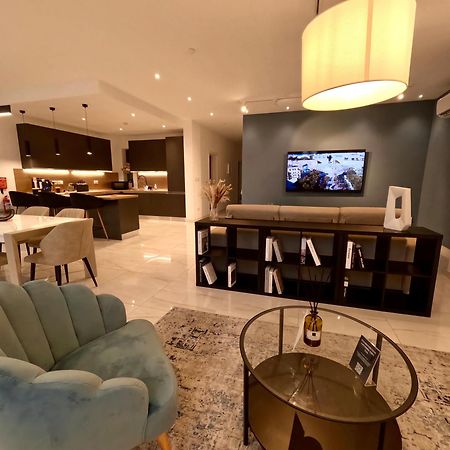Modern Apartment In St Julian'S Malta, With Breathtaking Views Of Spinola Bay Сент Джулианс Экстерьер фото
